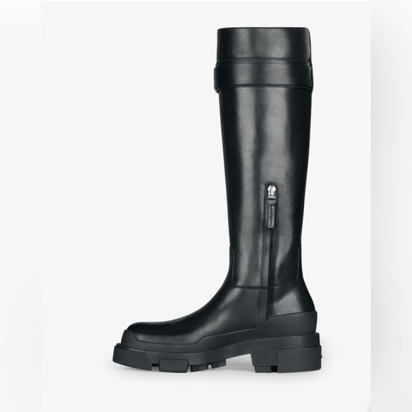 Givenchy Terra Black smooth calfskin boots - Picture 5 of 16